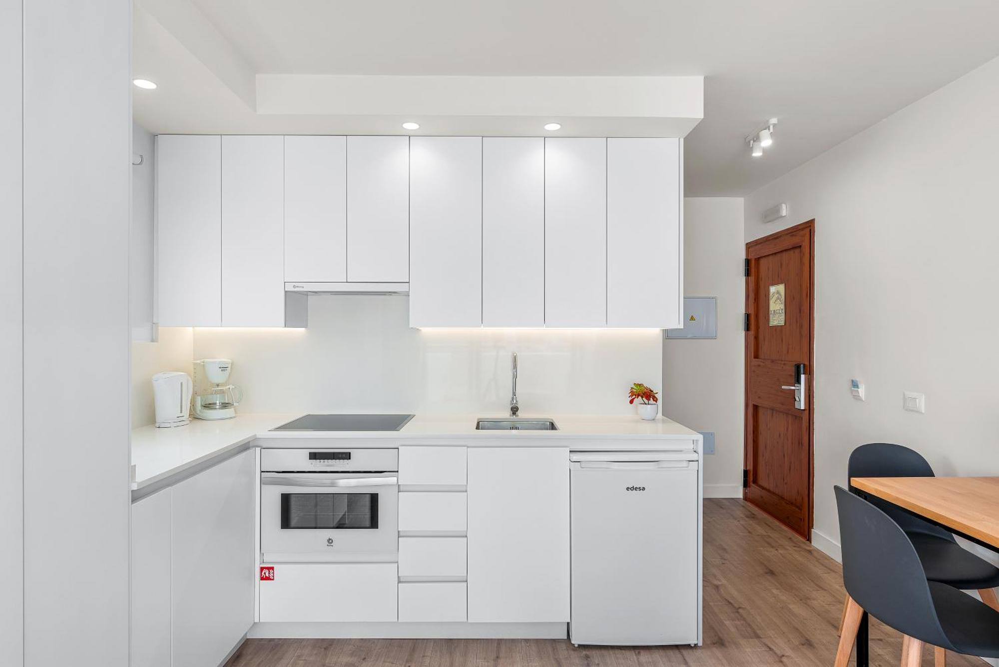 Wyndham Residences Golf Del Sur サンミゲル・デ・アボナ エクステリア 写真